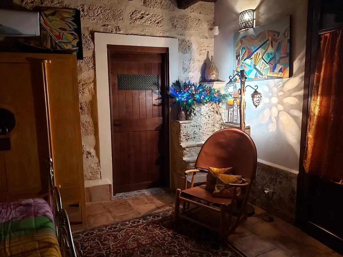 Bed and Breakfast Casolare Giummari Carini Bed & Breakfast